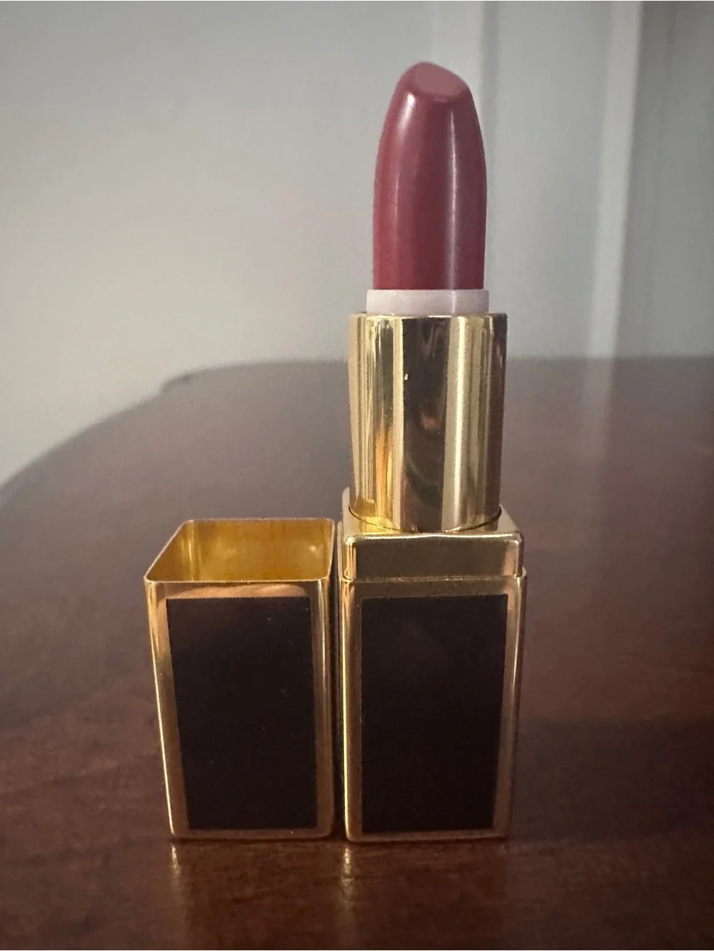 Tom ford mini lipstick- scarlet rouge